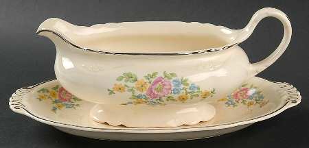 Louise Gravy Boat & Underplate/Relish