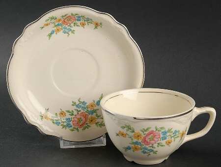 Louise Flat Cup & Saucer Set