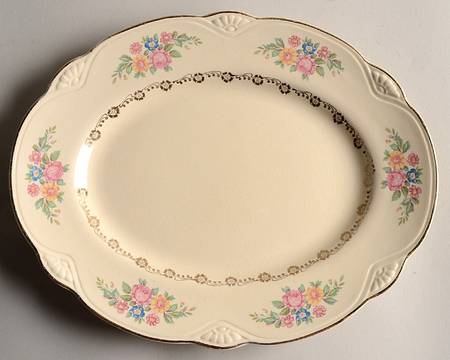 M201 (Gold Trim) 11" Oval Serving Platter