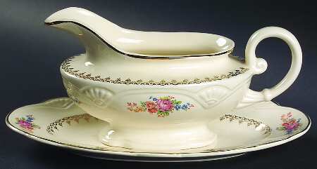 M207 Gravy Boat & Underplate/Relish