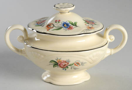 M212 (Marigold) Sugar Bowl & Lid