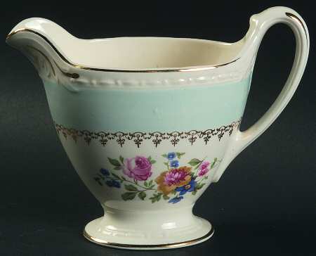 Marilyn Blue Creamer