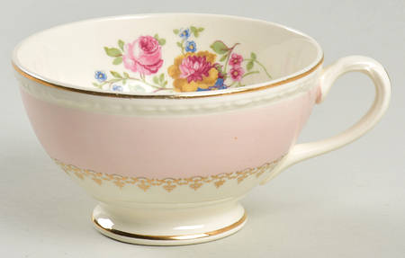 Marilyn Pink (G3418) Footed Cup