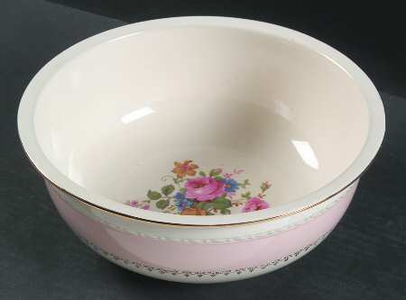 Marilyn Pink (G3412) 9" Salad Serving Bowl