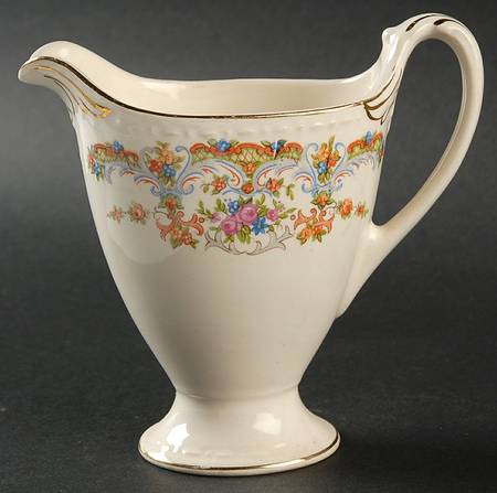 Mauvette Creamer