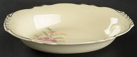 Meadow Goldenrod 9" Oval Vegetable Bowl