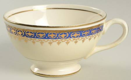 Monarch Footed Cup