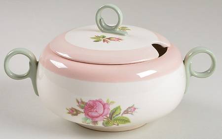 Moss Rose Cream Soup Bowl & Lid Set