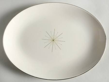 Modern Star 11" Oval Serving Platter