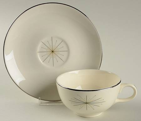 Modern Star Flat Cup & Saucer Set