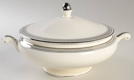N1439 Round Covered Vegetable