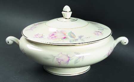 N1750 Round Covered Vegetable
