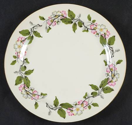 N1798 Luncheon Plate