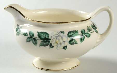 Nassau Creamer