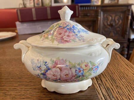 Nosegay Sugar Bowl & Lid