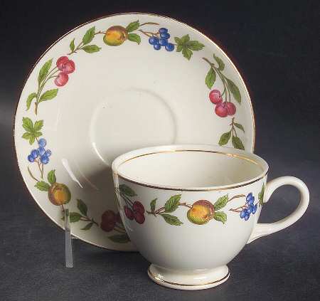 Orchard Footed Cup & Saucer Set