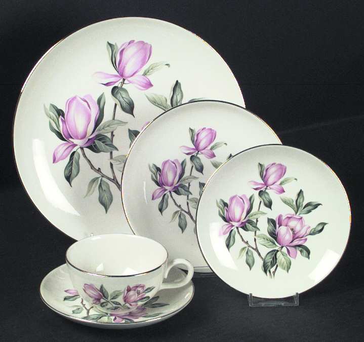 Pink Magnolia Dessert/Pie Plate