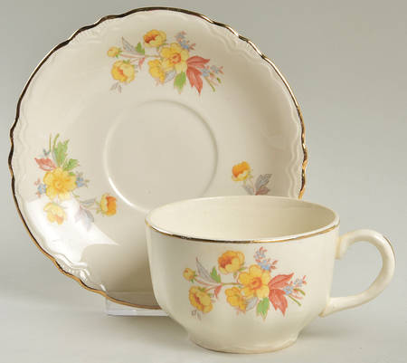 R3234 Flat Cup & Saucer Set