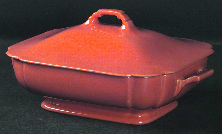 Riviera Red 1.5 Quart Oval Covered Casserole