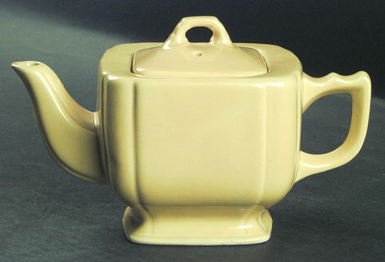Riviera Yellow Teapot & Lid