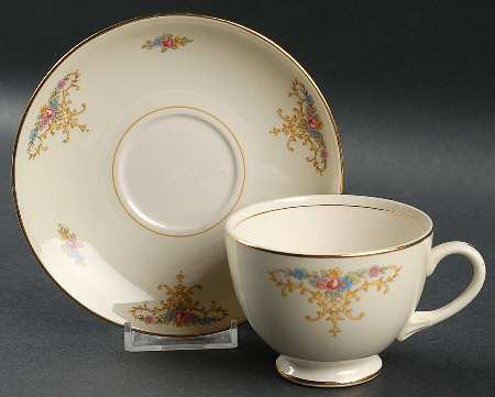 Rochelle Footed Cup & Saucer Set