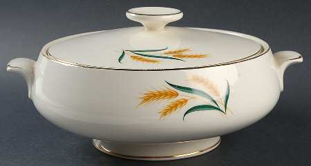 Royal Harvest (Gold Trim) Round Covered Vegetable