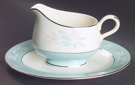 Romance Gravy Boat & Underplate/Relish by Homer Laughlin 