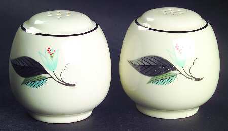 Lotus Hai (Rhythm Shape) Salt & Pepper Set