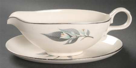 Lotus Hai (Rhythm Shape) Gravy Boat & Underplate/Relish