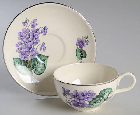 RY153 Flat Cup & Saucer Set