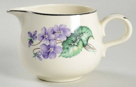 RY153 Creamer