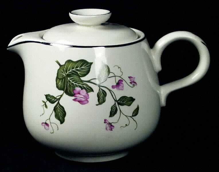 Sweet Pea (Platinum Trim) Teapot & Lid