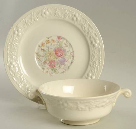 TH11 Footed Cream Soup Bowl & Saucer Set