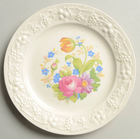TH19 Bread & Butter Plate