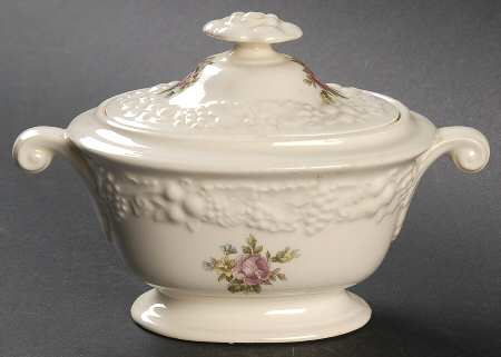 TH26 Sugar Bowl & Lid