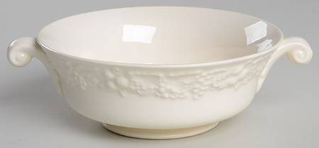 TH26 Footed Cream Soup Bowl