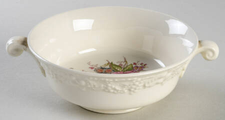 TH6 Footed Cream Soup Bowl