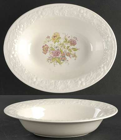 TH6 9" Oval Vegetable Bowl