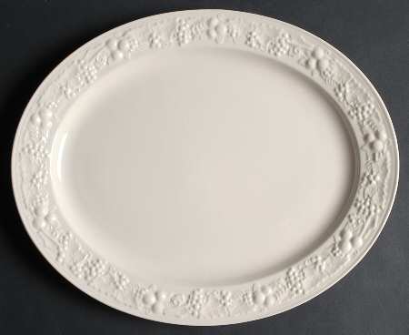 Theme Off White (Eggshell) 13" Oval Serving Platter