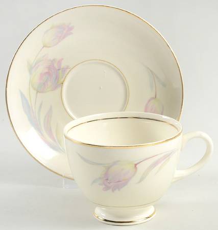 Tulip (Eggshell Nautilus) Footed Cup & Saucer Set