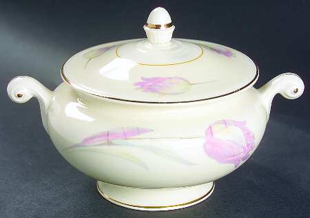 Tulip (Eggshell Nautilus) Sugar Bowl & Lid