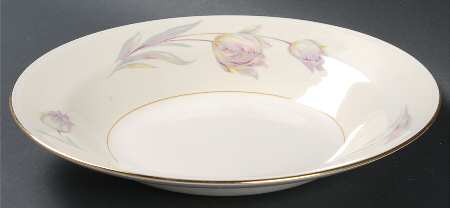 Tulip (Eggshell Nautilus) Rim Soup Bowl