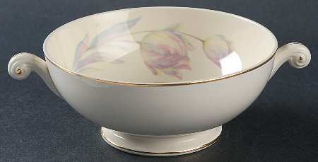 Tulip (Eggshell Nautilus) Footed Cream Soup Bowl