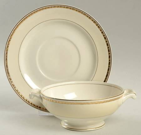 Viceroy Footed Cream Soup Bowl & Saucer Set