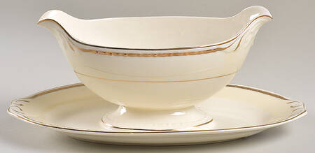 Viceroy Gravy Boat with Attached Underplate