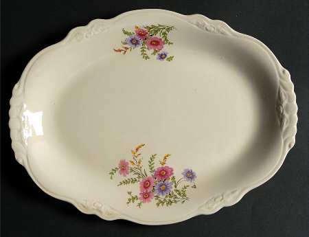VR135 11" Oval Serving Platter