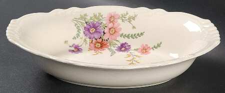 VR135 9" Oval Vegetable Bowl