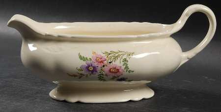 VR135 Gravy Boat