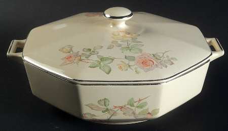 W132 Octagonal Covered Vegetable