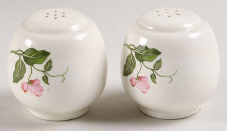 Sweet Pea (No Trim) Salt & Pepper Set